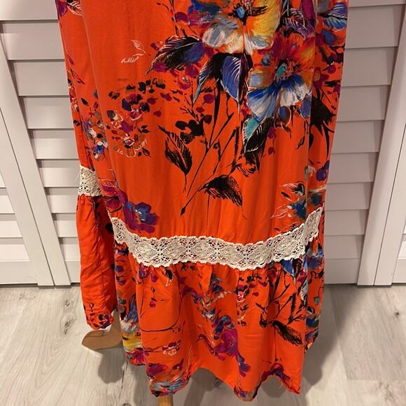 Umgee Maxi off/on Shoulder Dress in a Orange printed soft Fabric - Picture 3 of 7